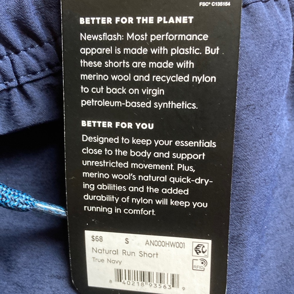 Allbirds women’s navy Blue run short - Picture 3 of 3